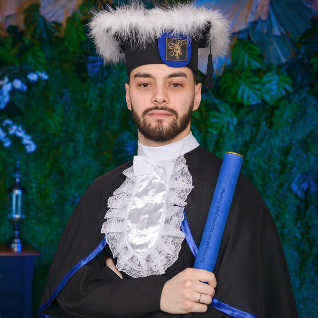 Vítor Quadros's picture